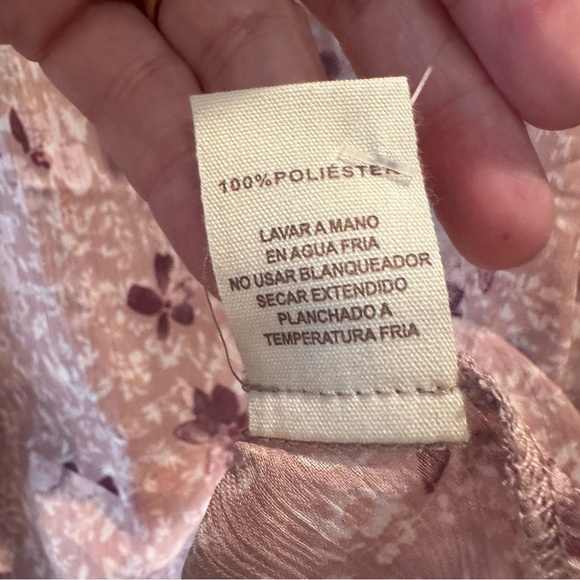 Mystree Floral Button-Up Sleeveless Blouse - Pink and Cream, Size Small - Picture 11 of 11